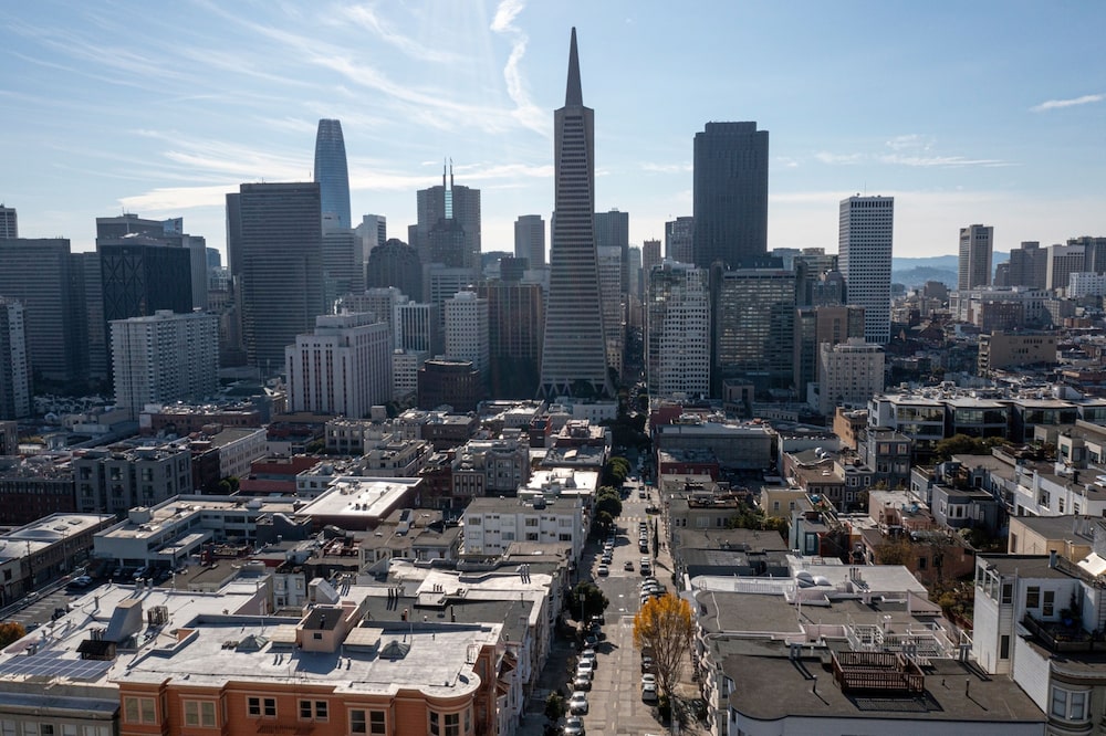 Vista aérea de São Francisco, na Califórnia, que abriga um dos escritórios do fundo de VC Benchmark Vista aérea de São Francisco, na Califórnia, que abriga um dos escritórios do fundo de VC Benchmark