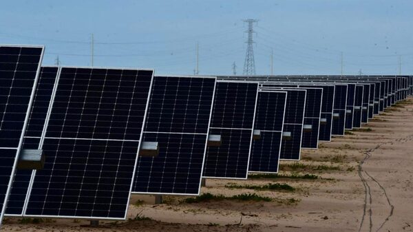 AMLO inaugura primera etapa de la planta solar más grande de América AMLO inaugura primera etapa de la planta solar más grande de América