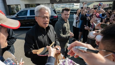 CEO de Nvidia afirma que el gobierno chino aún no ha aprobado las importaciones del H200 CEO de Nvidia afirma que el gobierno chino aún no ha aprobado las importaciones del H200