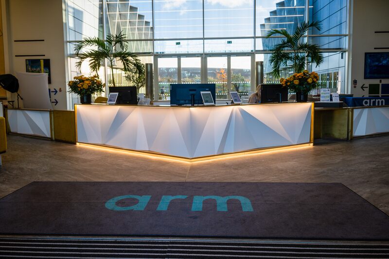 Las acciones de Arm cayeron más de un -8% en operaciones prolongadas tras el anuncio.  Las acciones de Arm cayeron más de un -8% en operaciones prolongadas tras el anuncio.