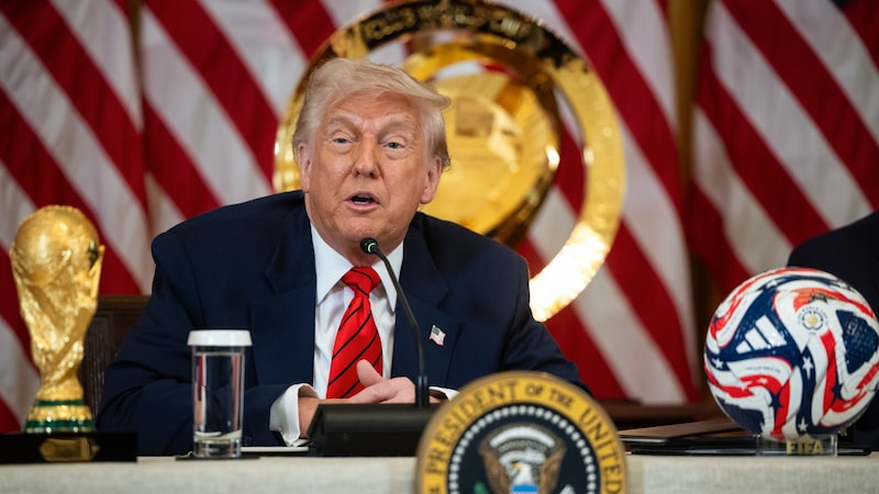 Trump ameaça tirar Copa de Boston e Olimpíadas de Los Angeles em disputa política Trump ameaça tirar Copa de Boston e Olimpíadas de Los Angeles em disputa política