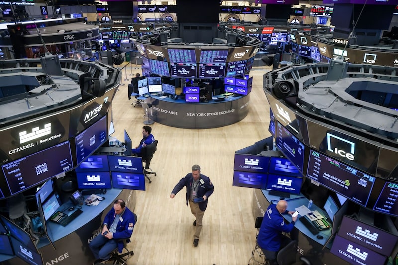 La tecnología impulsa las ganancias bursátiles. La tecnología impulsa las ganancias bursátiles.