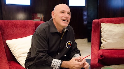 Magnates Citrone y Druckenmiller renovaron apuesta por YPF tras el triunfo de Milei en 2025 Magnates Citrone y Druckenmiller renovaron apuesta por YPF tras el triunfo de Milei en 2025