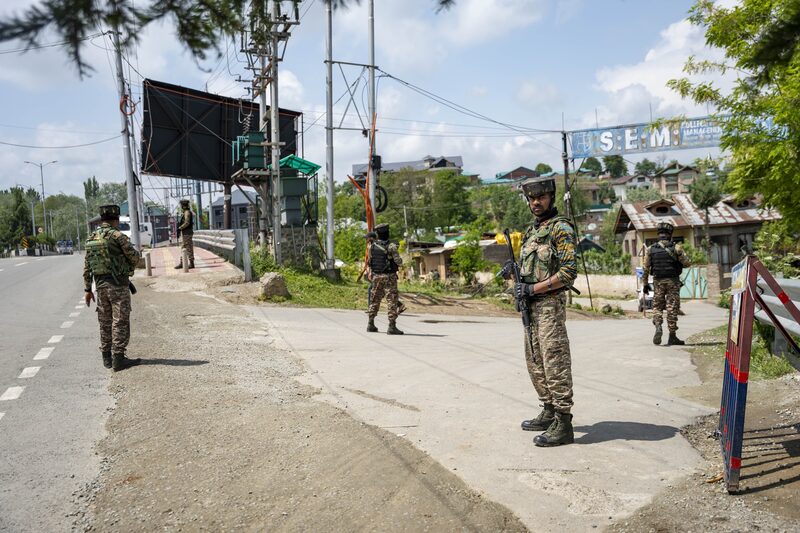 Países iniciaram diálogo após ofensiva que elevou risco de guerra  Países iniciaram diálogo após ofensiva que elevou risco de guerra