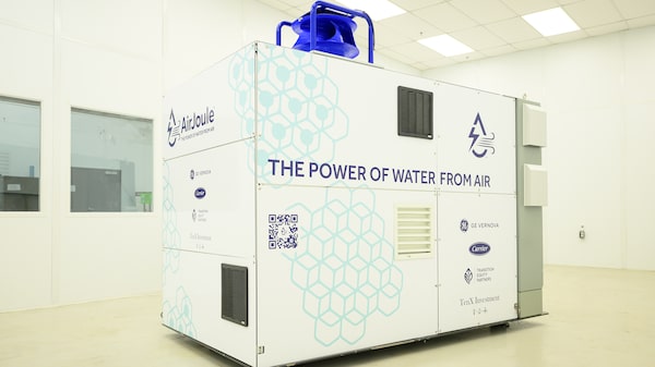 La tecnología ‘H2O-From-Air’ abastecerá a los barrios periféricos con problemas de escasez de agua La tecnología ‘H2O-From-Air’ abastecerá a los barrios periféricos con problemas de escasez de agua