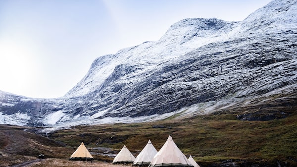 Groenlandia vuelve a centrarse en el turismo tras disiparse amenazas de Trump Groenlandia vuelve a centrarse en el turismo tras disiparse amenazas de Trump