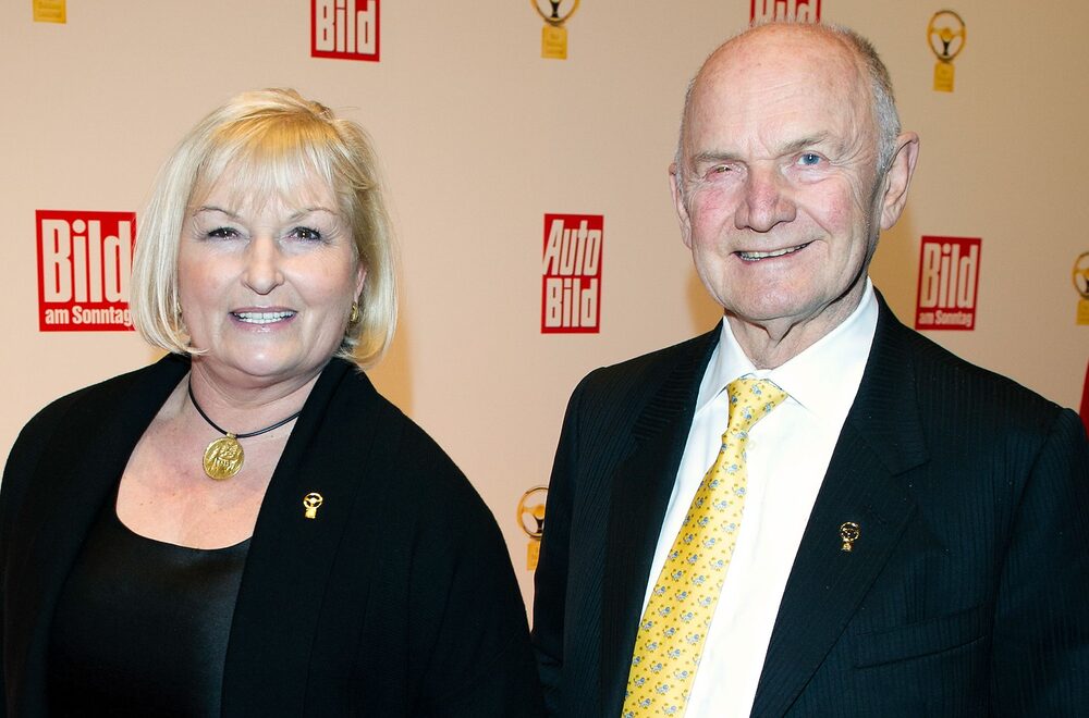 Ferdinand Karl Piëch e sua segunda esposa, Ursula, em Berlim em 2013 Ferdinand Karl Piëch e sua segunda esposa, Ursula, em Berlim em 2013
