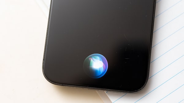 Apple planea abrir Siri a apps de IA como ChatGPT y Gemini en su nueva estrategia Apple planea abrir Siri a apps de IA como ChatGPT y Gemini en su nueva estrategia