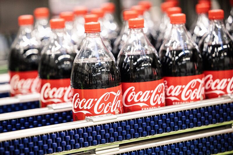 Adoção do açúcar da cana representaria uma mudança na composição da fórmula da Coca-Cola, se post de Trump for confirmado (Foto: Akos Stiller/Bloomberg) Adoção do açúcar da cana representaria uma mudança na composição da fórmula da Coca-Cola, se post de Trump for confirmado (Foto: Akos Stiller/Bloomberg)