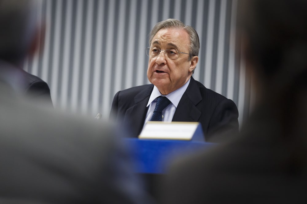 Florentino Perez, chairman of ACS Actividades de Construccion y Servicios SA, speaks during a news conference at the ACS headquarters in Madrid, SpAin, on Thursday, March 15, 2018. ACS on Wednesday reached an agreement with rival suitor Atlantia SpA to construct a joint 18.2 billion euro ($22.5 billion) takeover of SpAnish toll-road operator Abertis Infraestructuras SA. Photographer: Angel Navarrete/Bloomberg Florentino Perez, chairman of ACS Actividades de Construccion y Servicios SA, speaks during a news conference at the ACS headquarters in Madrid, SpAin, on Thursday, March 15, 2018. ACS on Wednesday reached an agreement with rival suitor Atlantia SpA to construct a joint 18.2 billion euro ($22.5 billion) takeover of SpAnish toll-road operator Abertis Infraestructuras SA. Photographer: Angel Navarrete/Bloomberg