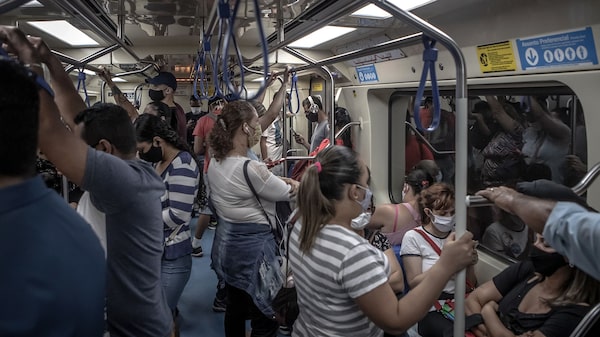 Desempleo en Brasil cayó más de lo esperado e impulsa la recuperación Desempleo en Brasil cayó más de lo esperado e impulsa la recuperación