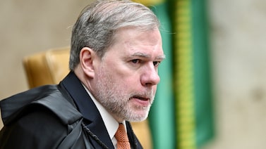 Toffoli se afasta de caso do Master no STF sob pressão por conexões com Vorcaro Toffoli se afasta de caso do Master no STF sob pressão por conexões com Vorcaro