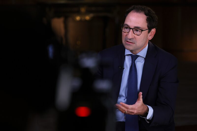 Jonathan Gray, presidente e COO da Blackstone: vídeos espontâneos ajudam a desmistificar a imagem séria da diretoria (Foto: Alessia Pierdomenico/Bloomberg) Jonathan Gray, presidente e COO da Blackstone: vídeos espontâneos ajudam a desmistificar a imagem séria da diretoria (Foto: Alessia Pierdomenico/Bloomberg)