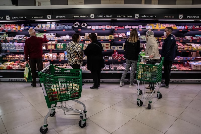 Preços ao consumidor saltaram 5% Preços ao consumidor saltaram 5%