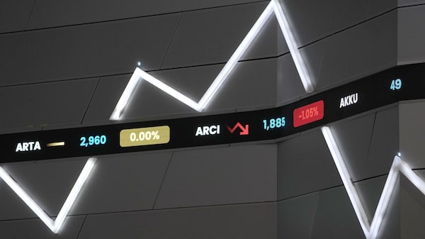 Acciones y monedas emergentes avanzan ante señales de acuerdo entre EE.UU. e Irán Acciones y monedas emergentes avanzan ante señales de acuerdo entre EE.UU. e Irán