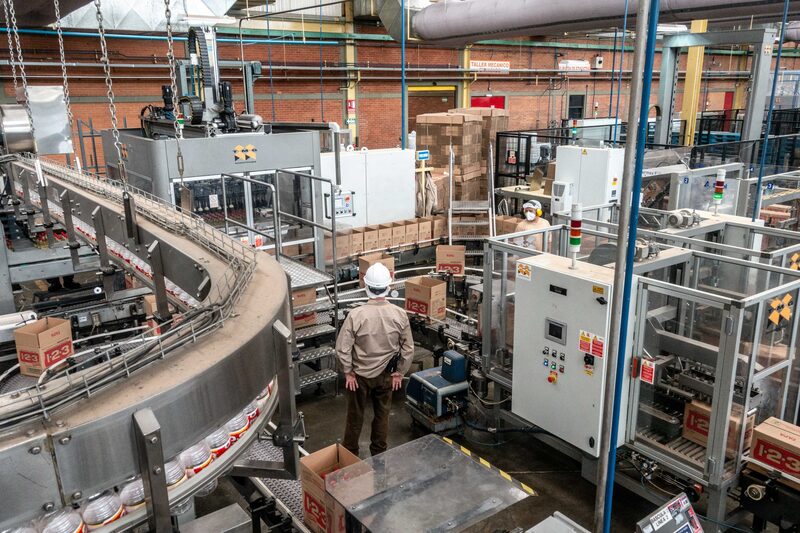 Los exportadores se han mostrado preocupados por la fortaleza del peso mexicano, que ha sido una de las divisas de mercados emergentes con mejor comportamiento desde principios de año. Los exportadores se han mostrado preocupados por la fortaleza del peso mexicano, que ha sido una de las divisas de mercados emergentes con mejor comportamiento desde principios de año.