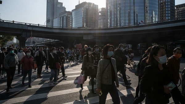 La tecnología china impulsa a las acciones asiáticas tras el desplome de Wall Street La tecnología china impulsa a las acciones asiáticas tras el desplome de Wall Street