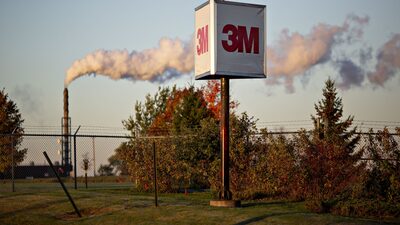 3M avalia venda de ativos industriais de bilhões de dólares, dizem fontes 3M avalia venda de ativos industriais de bilhões de dólares, dizem fontes