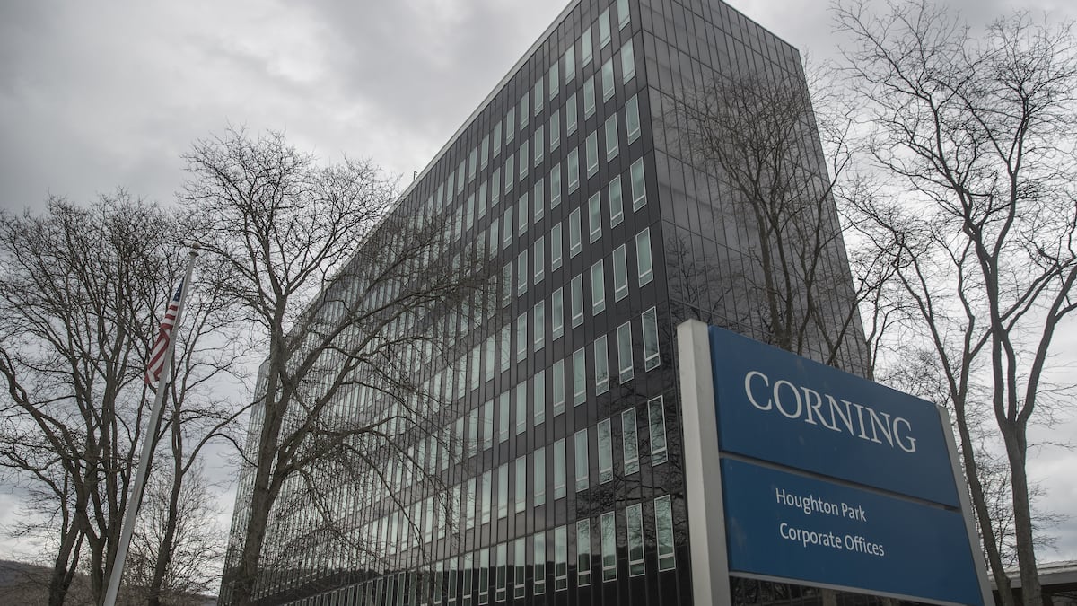 Corning se dispara en Wall Street: por qué Nvidia apuesta por su fibra óptica para IA