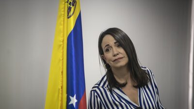 EE.UU. revisa sanciones a Venezuela después de inhabilitar a la candidata Machado EE.UU. revisa sanciones a Venezuela después de inhabilitar a la candidata Machado