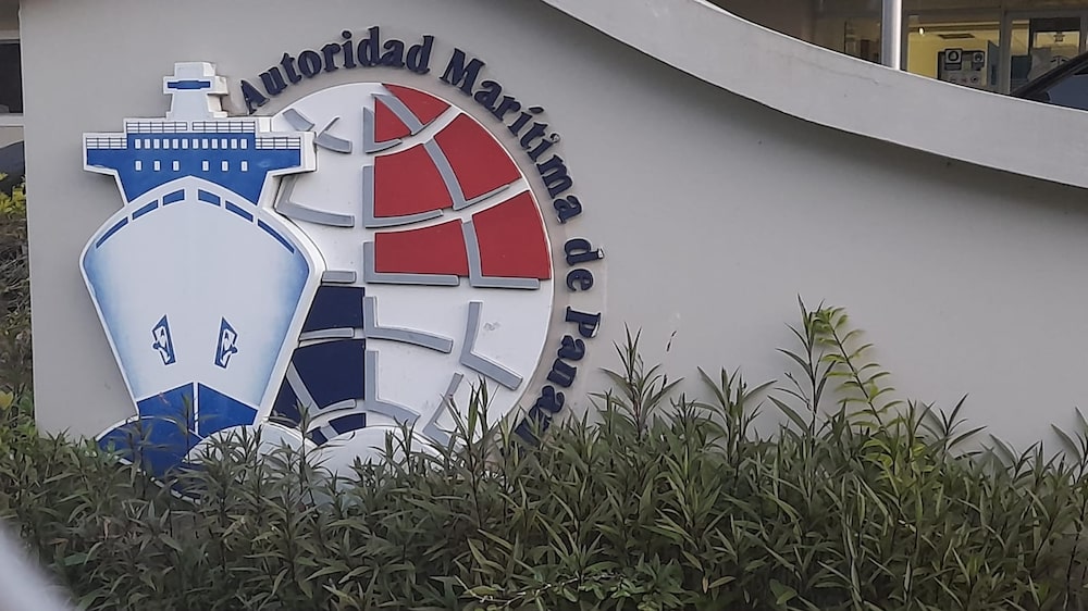 Panamá es líder mundial en abanderamiento con el registro de más de 8 mil buques. La AMP es la entidad que regula esta materia. Panamá es líder mundial en abanderamiento con el registro de más de 8 mil buques. La AMP es la entidad que regula esta materia.