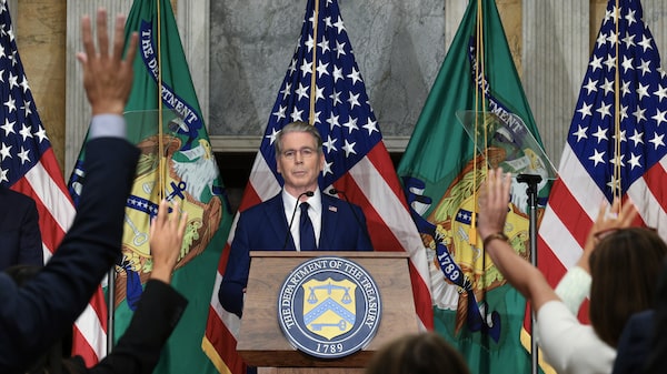 La gestión más activa de la deuda de Bessent lleva a Wall Street a barajar un cambio de estrategia La gestión más activa de la deuda de Bessent lleva a Wall Street a barajar un cambio de estrategia