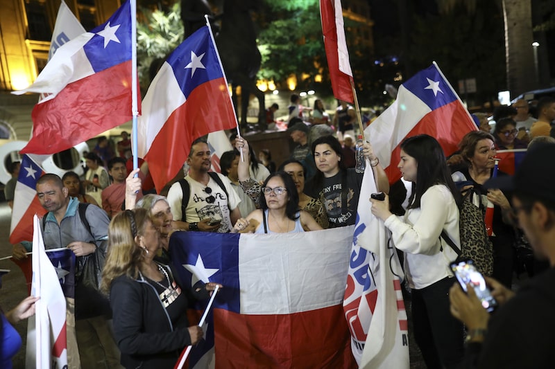 Chiles Center-Right Opposition Gains Ground in Local Elections Chiles Center-Right Opposition Gains Ground in Local Elections