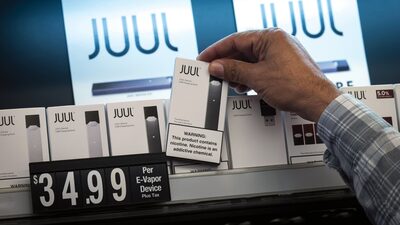 Juul vai pagar US$ 438,5 milhões para encerrar investigação sobre ‘vape’ para menores Juul vai pagar US$ 438,5 milhões para encerrar investigação sobre ‘vape’ para menores