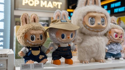 Pop Mart lanza la mayor recompra de su historia tras una caída récord de sus acciones Pop Mart lanza la mayor recompra de su historia tras una caída récord de sus acciones