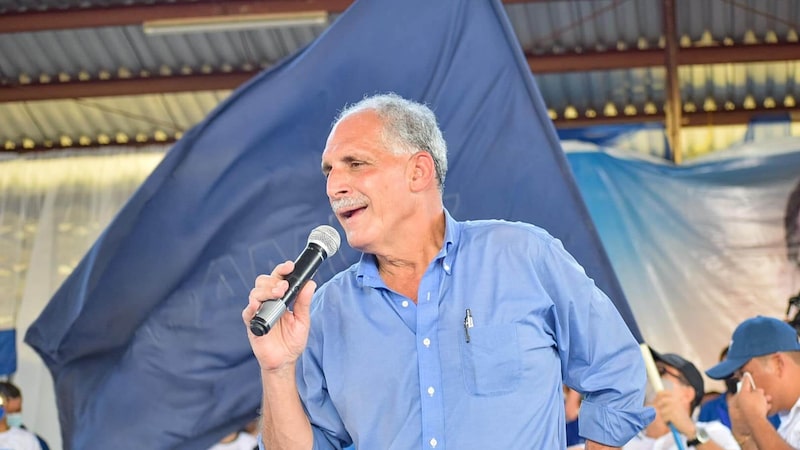 Asfura supera a Nasralla en Honduras, con el 99,4% de las actas escrutadas por el CNE Asfura supera a Nasralla en Honduras, con el 99,4% de las actas escrutadas por el CNE