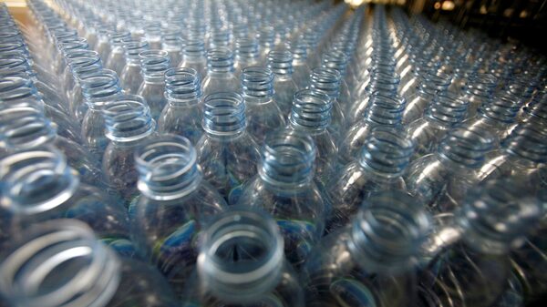 Alfa aleja su deuda del grado basura tras la escisión de Alpek Alfa aleja su deuda del grado basura tras la escisión de Alpek