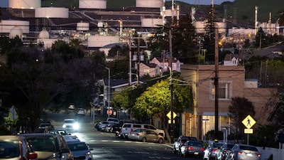 El dólar repunta mientras la subida del petróleo frena las apuestas a un recorte de tasas El dólar repunta mientras la subida del petróleo frena las apuestas a un recorte de tasas