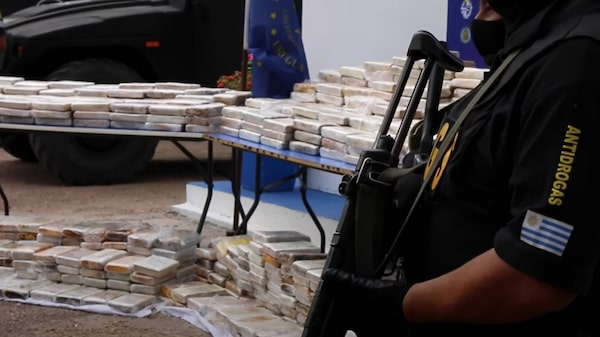 La violencia narco “que veíamos en Netflix” llegó a Uruguay, dice ministro de Defensa La violencia narco “que veíamos en Netflix” llegó a Uruguay, dice ministro de Defensa