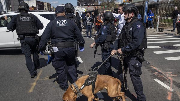 Sospechoso del tiroteo en metro de Nueva York es detenido: NBC Sospechoso del tiroteo en metro de Nueva York es detenido: NBC