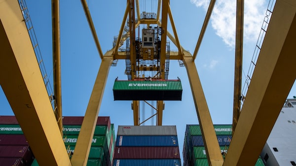 Importaciones de Colombia crecieron 10% en 2025 y llegaron a US$70.500 millones Importaciones de Colombia crecieron 10% en 2025 y llegaron a US$70.500 millones