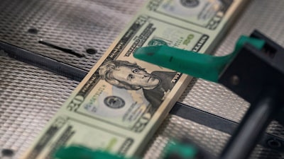 El dólar cae tras informe del New York Times sobre contactos de Irán para frenar la guerra El dólar cae tras informe del New York Times sobre contactos de Irán para frenar la guerra