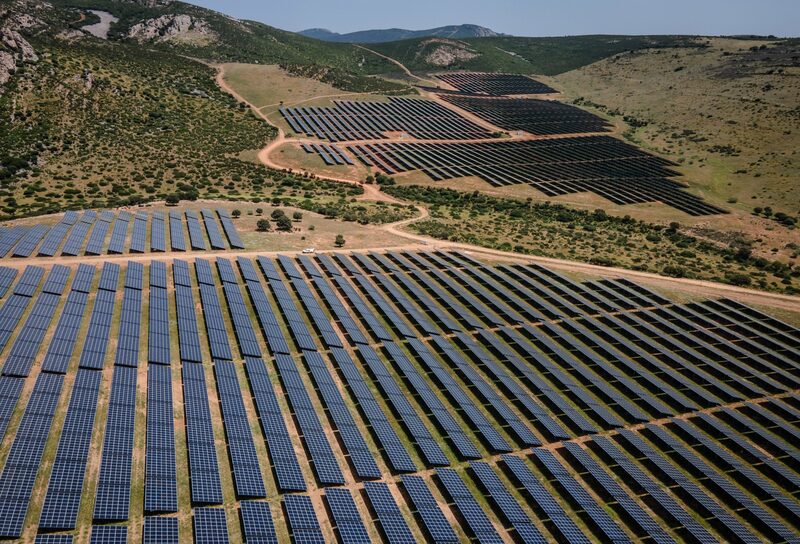 La energía solar produjo más electricidad que el carbón en la UE por primera vez en 2024. La energía solar produjo más electricidad que el carbón en la UE por primera vez en 2024.