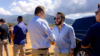 Chaves y Bukele colocan primera piedra de cárcel de máxima seguridad en Costa Rica Chaves y Bukele colocan primera piedra de cárcel de máxima seguridad en Costa Rica