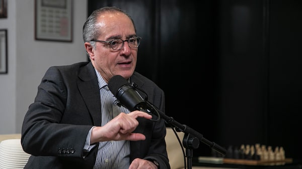 Emisión simplificada en Bolsa Mexicana despertó interés para más listados en deuda y acciones: CEO Emisión simplificada en Bolsa Mexicana despertó interés para más listados en deuda y acciones: CEO