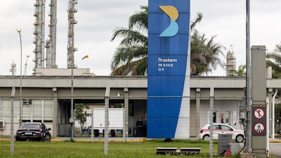 Braskem solicita reestructuración extrajudicial de deuda por más de US$10.000 millones: informe Braskem solicita reestructuración extrajudicial de deuda por más de US$10.000 millones: informe