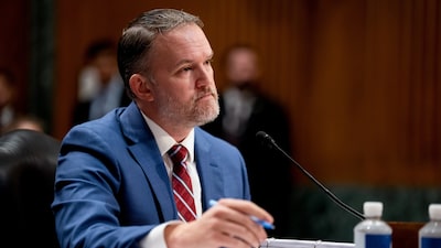 Jamieson Greer sugiere que EE.UU. debe considerar prohibir productos canadienses Jamieson Greer sugiere que EE.UU. debe considerar prohibir productos canadienses