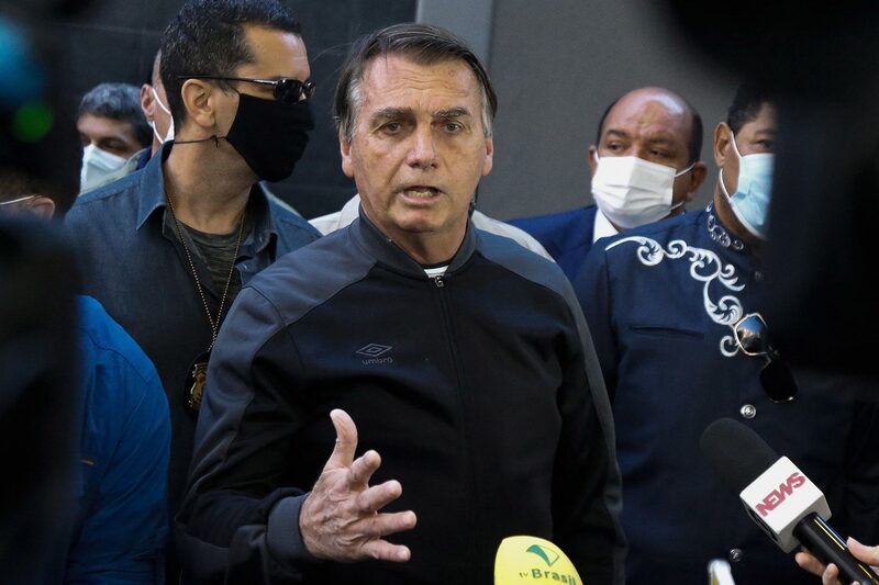 El presidente de Brasil, Jair Bolsonaro, habla durante una conferencia de prensa en el Hospital de la Estrella de Vila Nova en Sao Paulo, Brasil, el 18 de julio de 2021. El presidente de Brasil, Jair Bolsonaro, habla durante una conferencia de prensa en el Hospital de la Estrella de Vila Nova en Sao Paulo, Brasil, el 18 de julio de 2021.