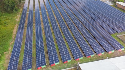 Bajaron los precios de energía y se aleja el riesgo de apagón en Colombia, pero no se elimina Bajaron los precios de energía y se aleja el riesgo de apagón en Colombia, pero no se elimina