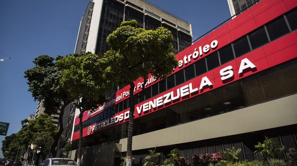 Venezuela publica nuevas reglas petroleras que ponen fin al control de PDVSA Venezuela publica nuevas reglas petroleras que ponen fin al control de PDVSA