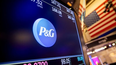 P&G supera las expectativas mientras mantiene su apuesta por precios moderados P&G supera las expectativas mientras mantiene su apuesta por precios moderados