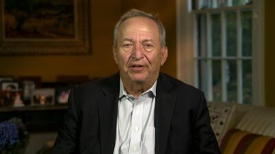 Summers defende retirada mais rápida de estímulo pelo Fed Summers defende retirada mais rápida de estímulo pelo Fed