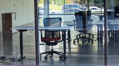 La economía de EE.UU. crece, pero la débil creación de empleo pone a prueba su expansión La economía de EE.UU. crece, pero la débil creación de empleo pone a prueba su expansión