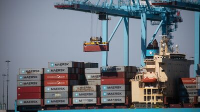 Las acciones de Maersk suben en medio de amenaza de huelga portuaria en EE.UU. Las acciones de Maersk suben en medio de amenaza de huelga portuaria en EE.UU.