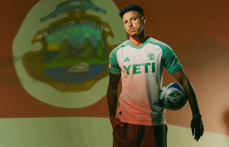 El defensa del Austin FC, Julio Cascante (18), posa para retratos durante el Día de Medios de 2025 en el Estadio Q2 de Austin, Texas, el lunes 27 de enero de 2025. El defensa del Austin FC, Julio Cascante (18), posa para retratos durante el Día de Medios de 2025 en el Estadio Q2 de Austin, Texas, el lunes 27 de enero de 2025.