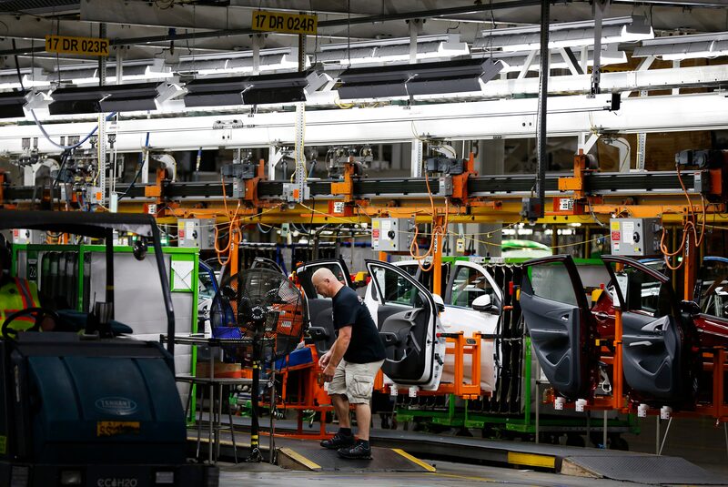 La línea de montaje de la planta de General Motors Orion Assembly Plant en Orion Township, Michigan, el martes 13 de junio de 2017. La línea de montaje de la planta de General Motors Orion Assembly Plant en Orion Township, Michigan, el martes 13 de junio de 2017.